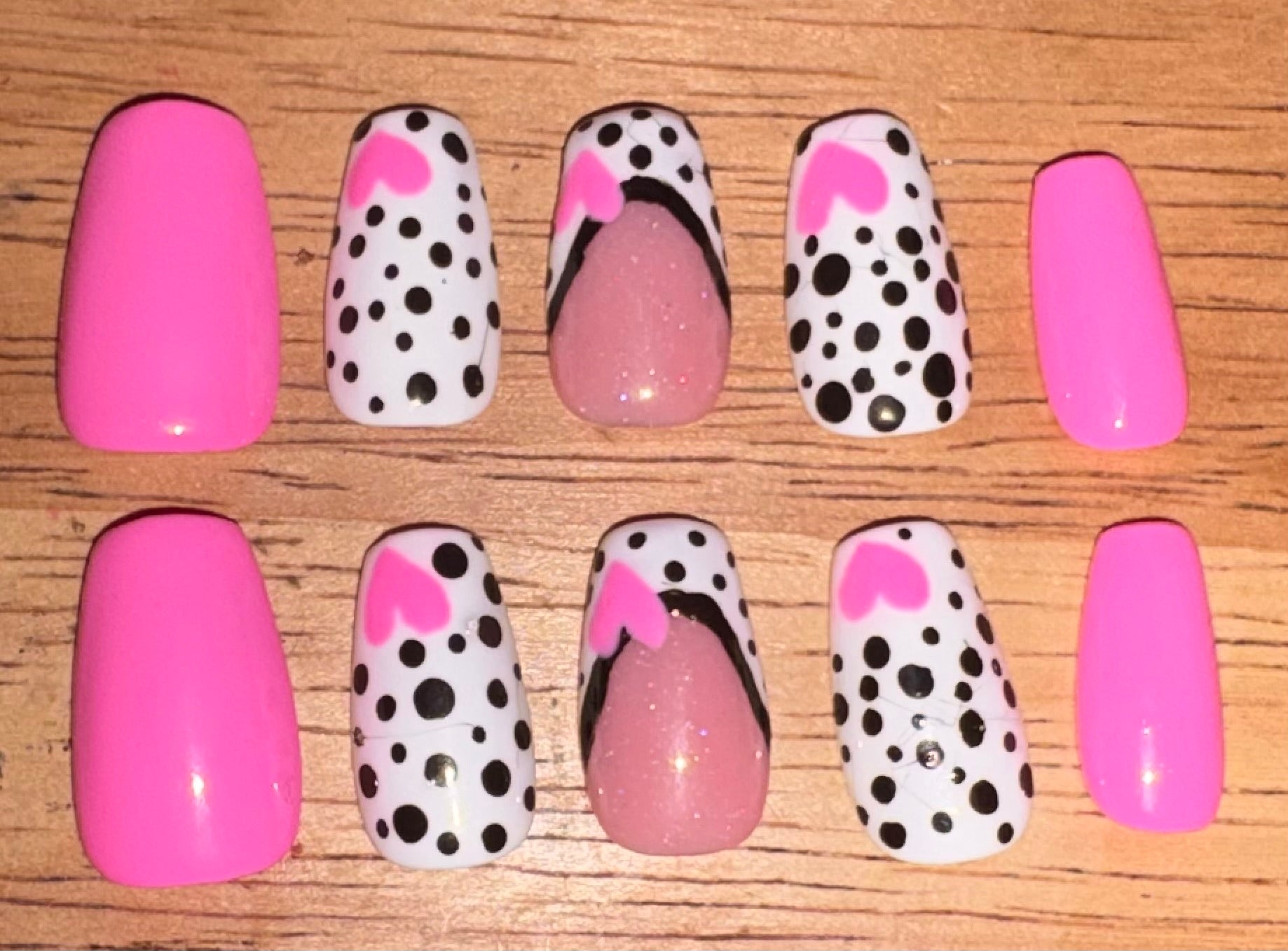 Pink polkadot Press Ons